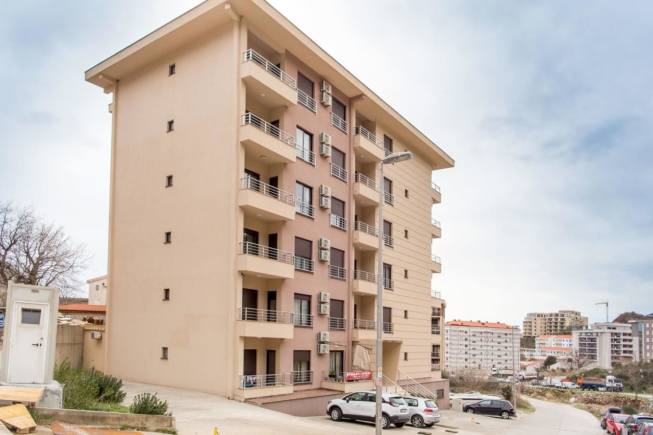 Апартаменты Bečiči - Andrea apartman Бечичи